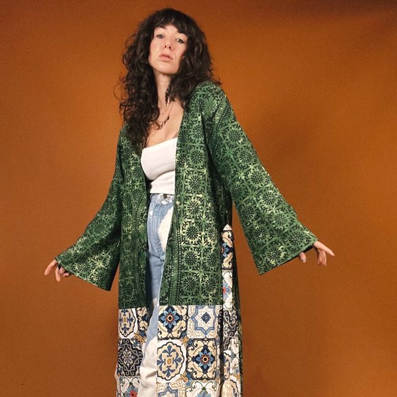 Meet your Posher, LIZARD QUEENZ 🦎 👑 - Picture 5 of 16